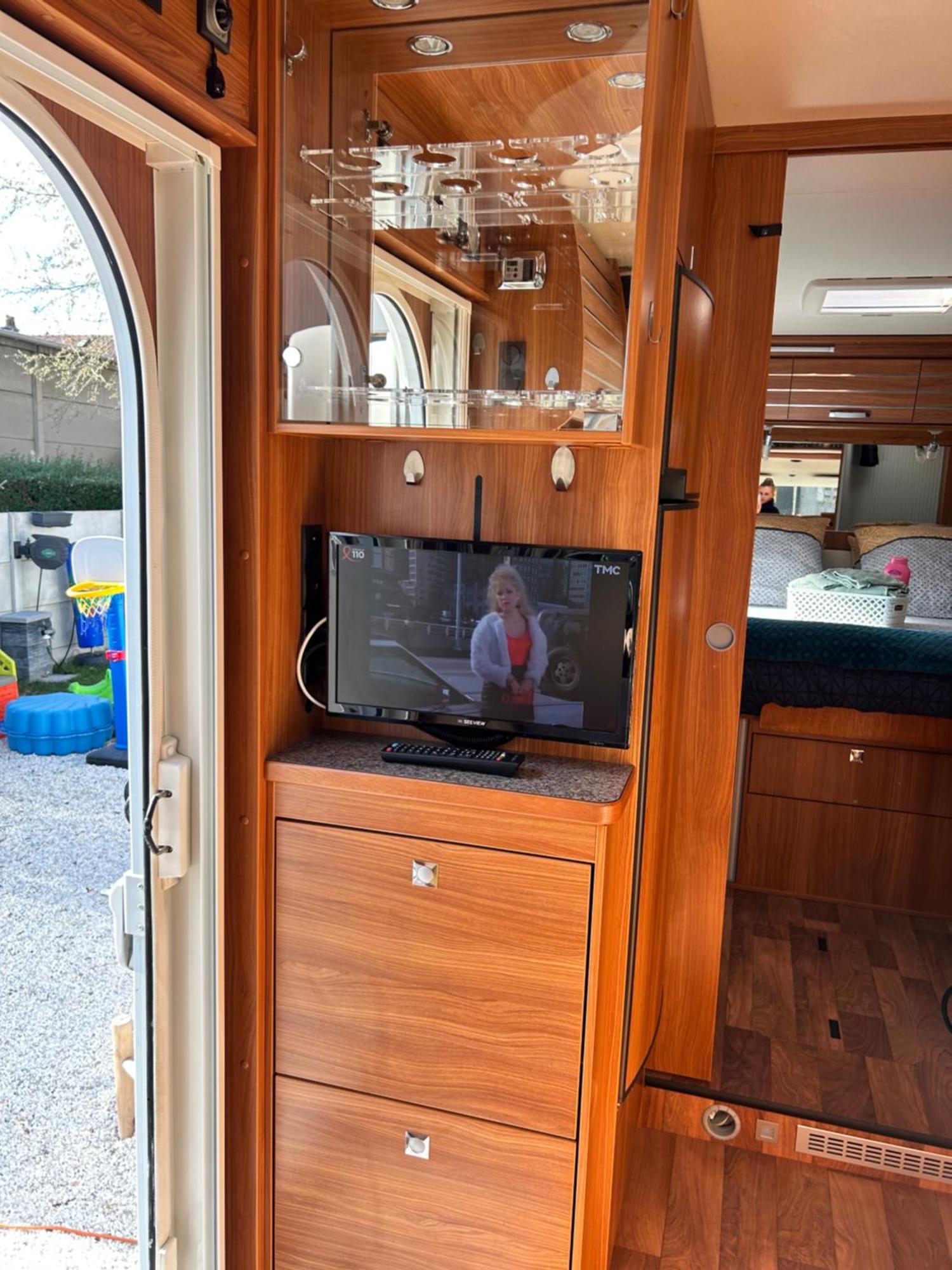 Terrain De Loisirs En Plein Centre De Lievin Camping Car 외부 사진